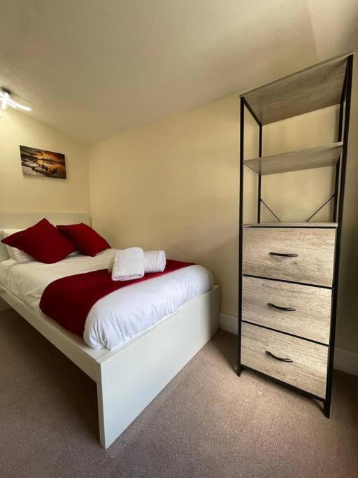 Charter House With Good Wifi Apartment