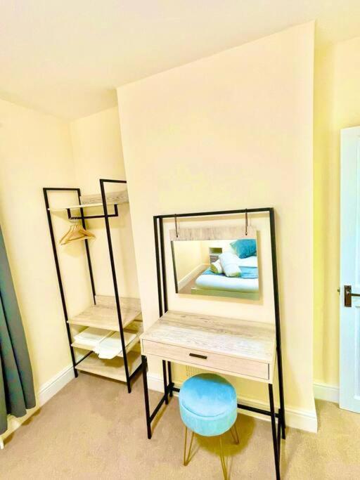 Апартаменты Charter House With Good Wifi